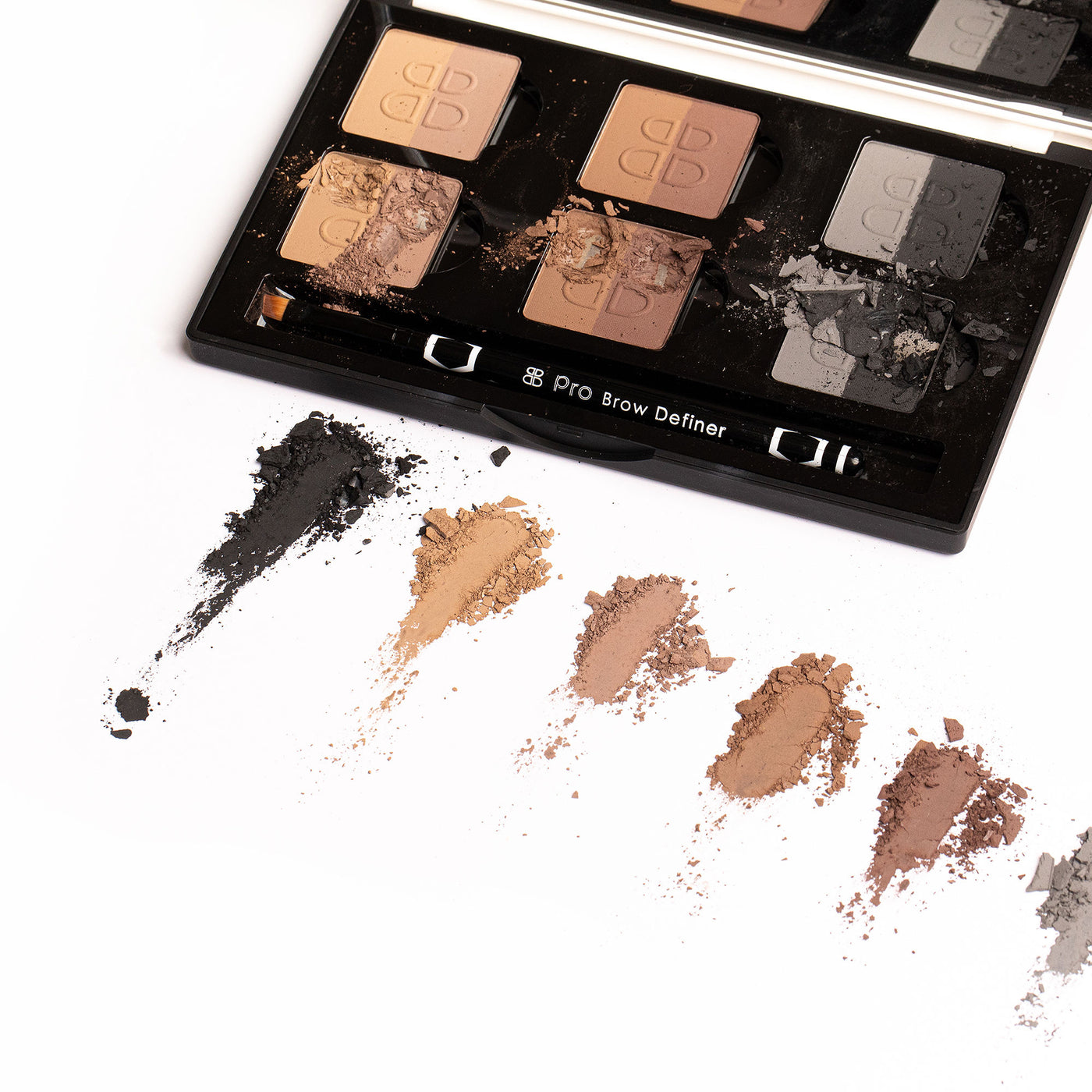 Inglot Brow Definer - as seen on @szuzia01's routine