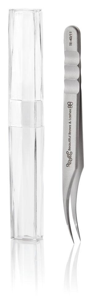Professional Curved Eyelash Tweezer - Beautiful Brows and Lashes Professional
